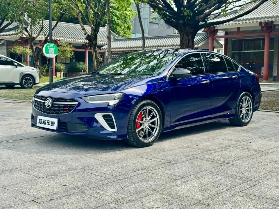 Buick Regal GS 28T Premium 2021