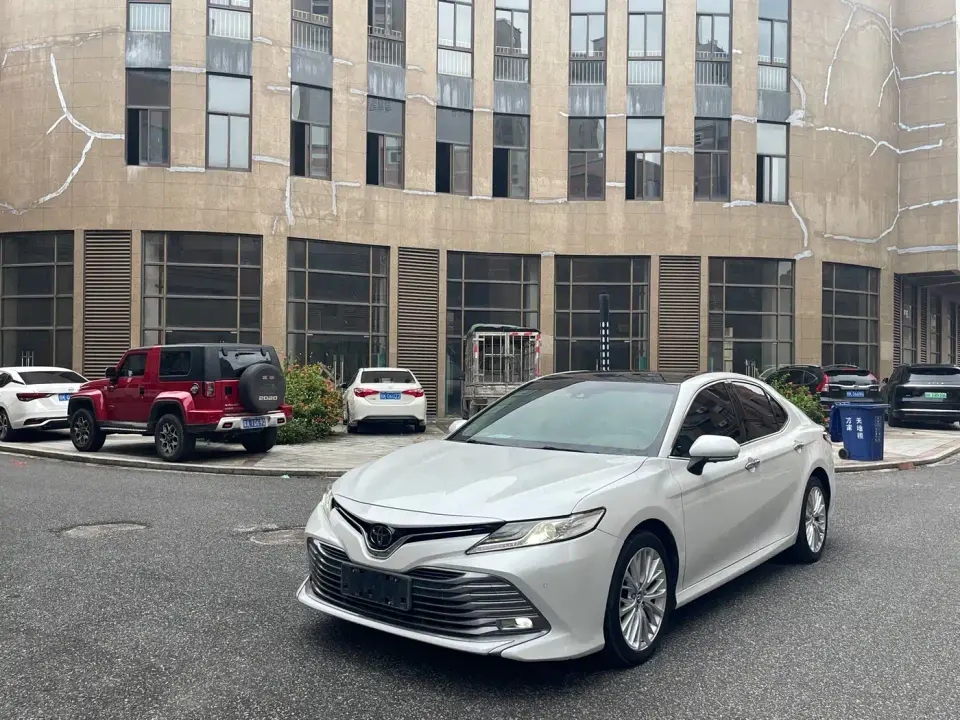 Toyota Camry 2.5G Luxury Edition China VI 2019