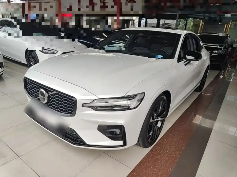 Volvo S60 B5 Elegance Sport Edition 2024