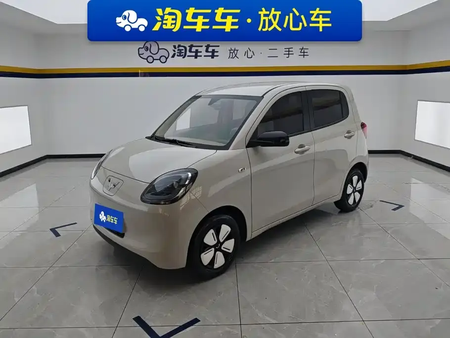 Wuling Motors Hongguang MINIEV 4-Door Advanced 2025