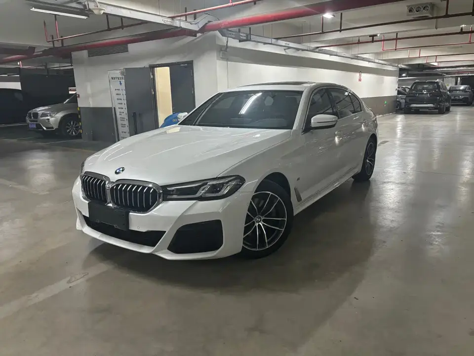 BMW 5 Series 525Li M Sport Package 2021