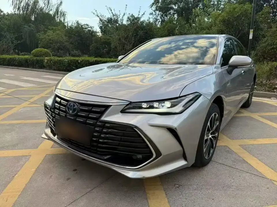 Toyota Avalon Hybrid 2.5L Luxury Edition 2022