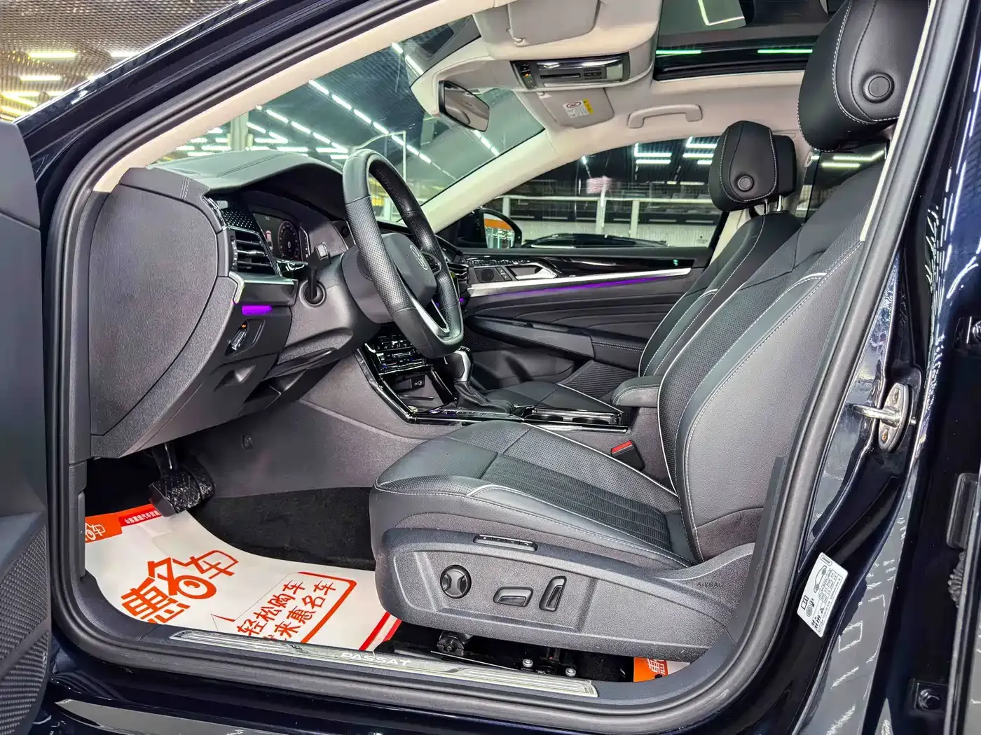 Volkswagen Passat 330TSI Starry Sky Premium Edition 2022 — фото 6