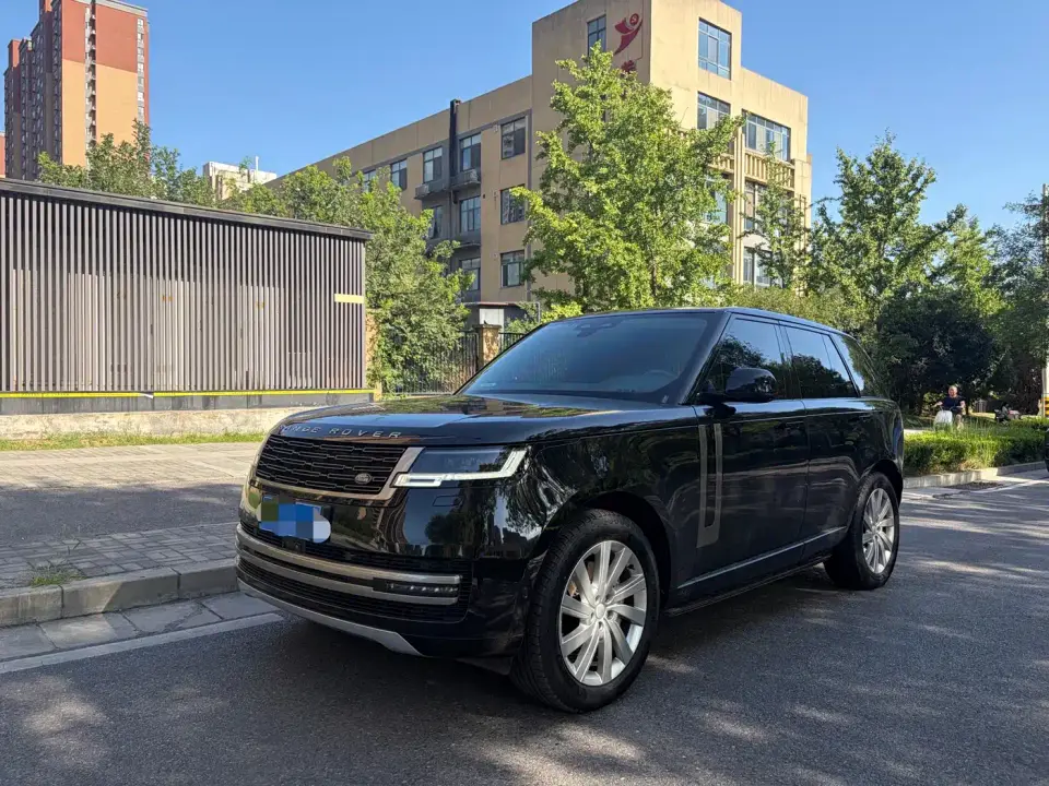 Land Rover Range Rover 3.0 L6 360PS Golden Age Edition 2023