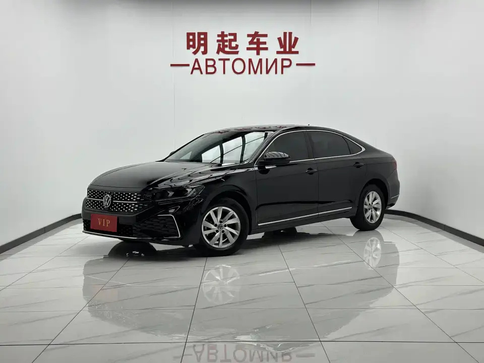 Volkswagen Passat Facelift 280TSI Business Edition 2023