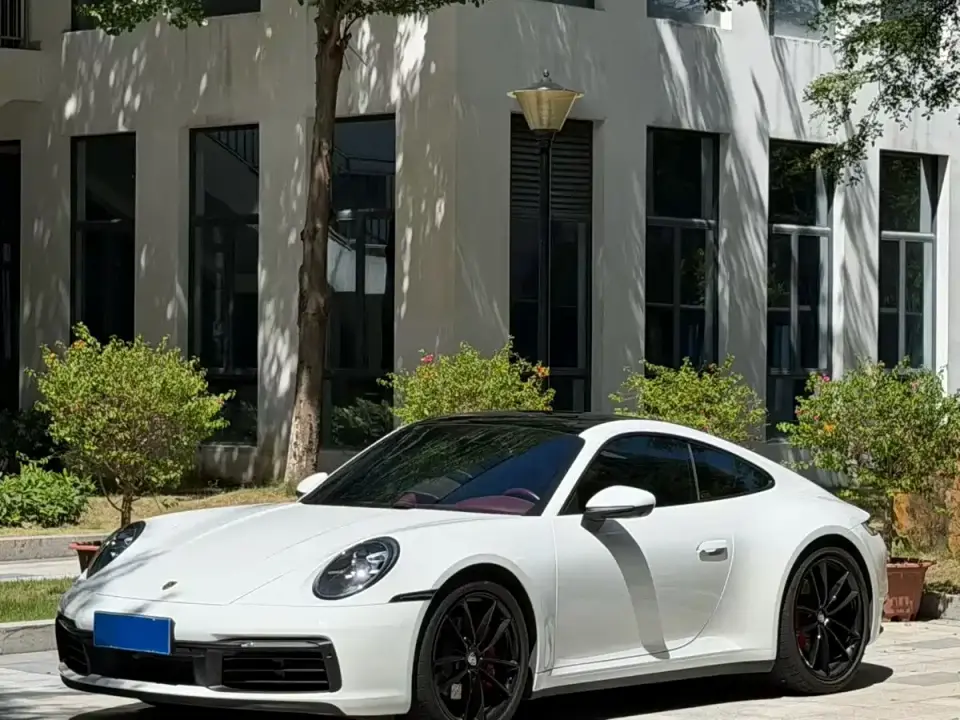 Porsche 911 Carrera 3.0T 2022