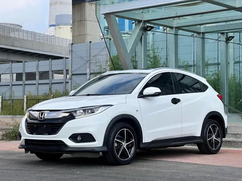 Honda Vezel 1.5L CVT Pioneer 2021