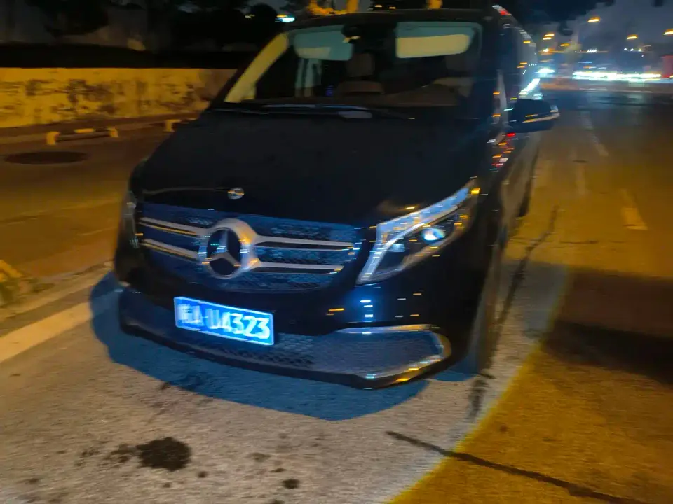 Mercedes-Benz V-Class V 260 L Long Wheelbase Luxury Edition 2022