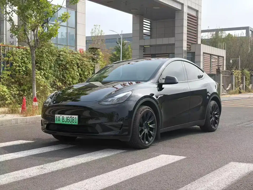 Tesla Model Y Facelift Long Range All-Wheel Drive Version 2023