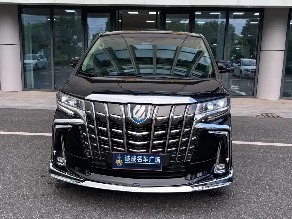 Toyota Alphard Hybrid 2.5L Premium 2022
