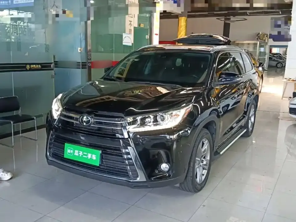 Toyota Highlander 2.0T AWD Premium 7-Seater 2022