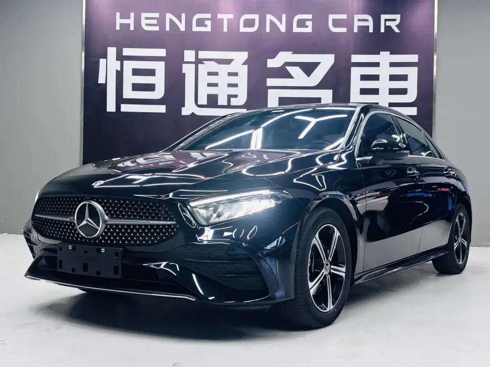Mercedes-Benz A-Class A 200 L Fashion Edition 2024