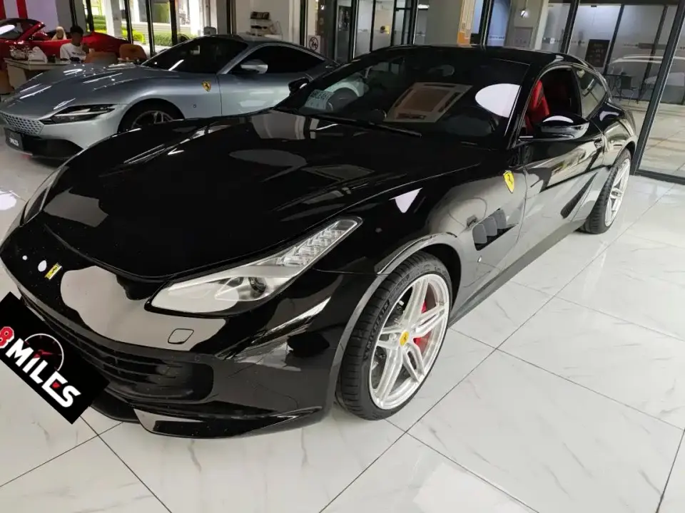 Ferrari GTC4Lusso 3.9T V8 2019
