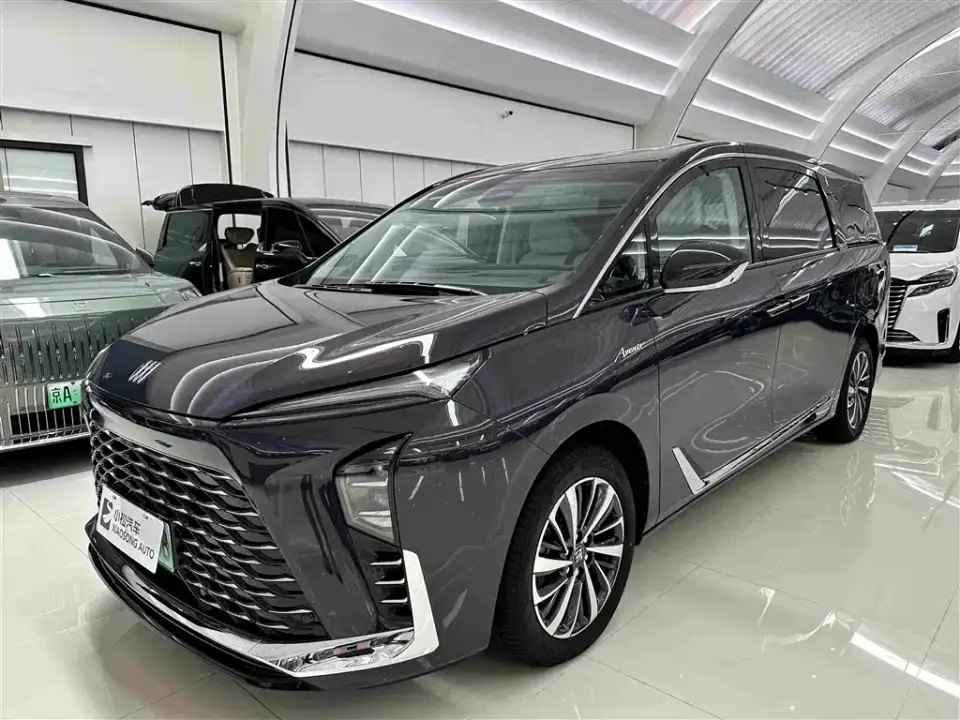 Buick GL8 New Energy Land Honor NCM 2025