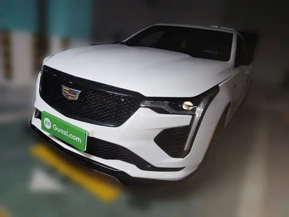 Cadillac CT4 28T Fashion Edition 2021