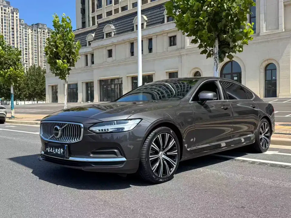 Volvo S90 B5 Inscription Luxury Edition 2024