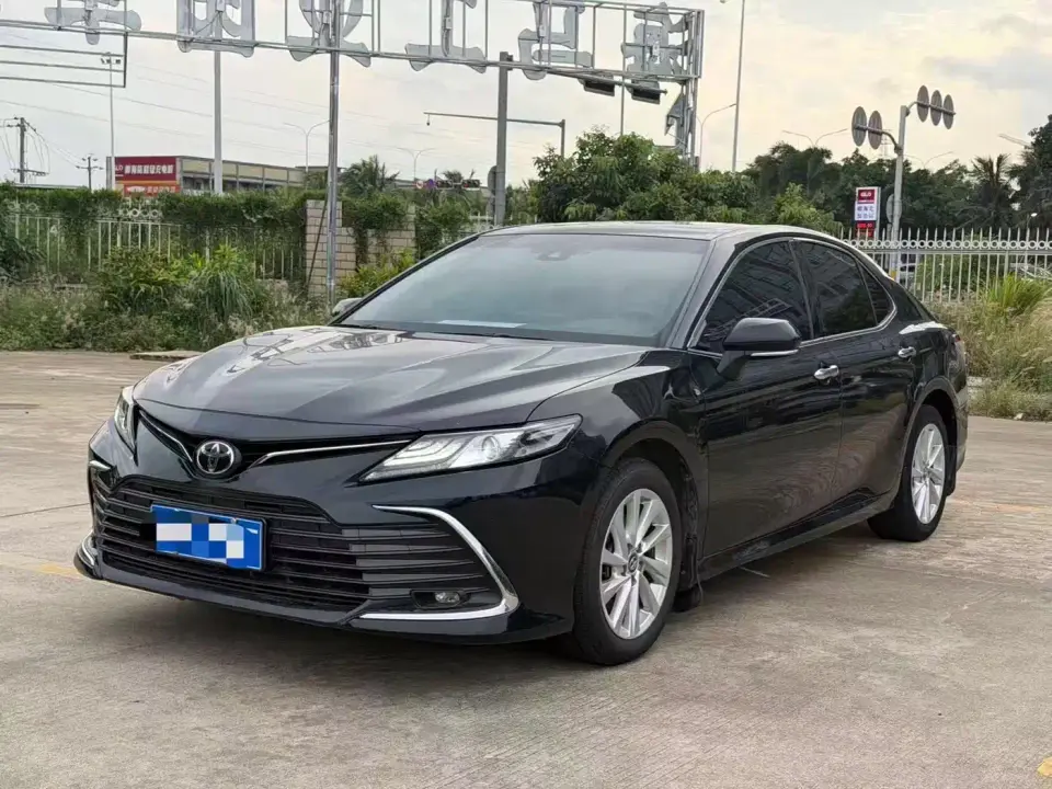 Toyota Camry 2.0G Luxury Edition 2023