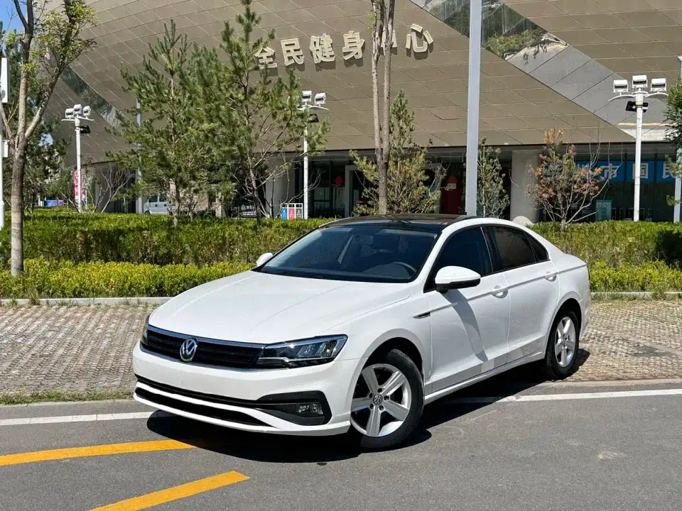 Volkswagen Lamando 230TSI DSG Fashion Edition 2022
