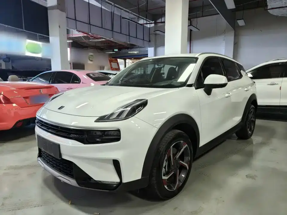 Lynk & Co 06 EM-P PHEV 84KM Range Pro 2021
