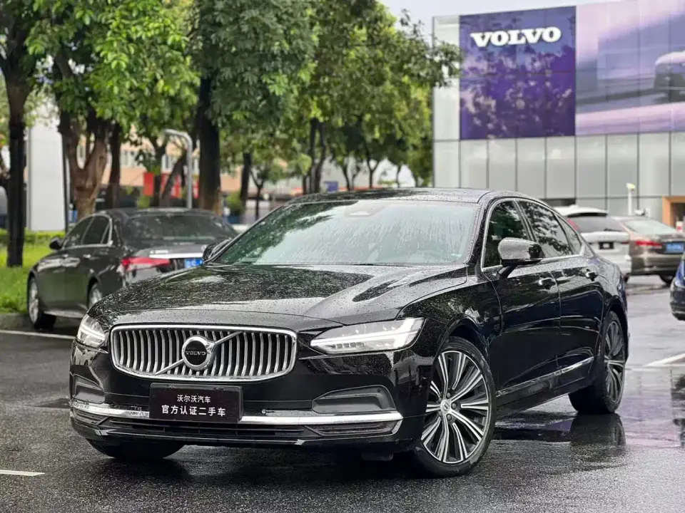 Volvo S90 B5 Intelligent Vision Luxury Edition 2023