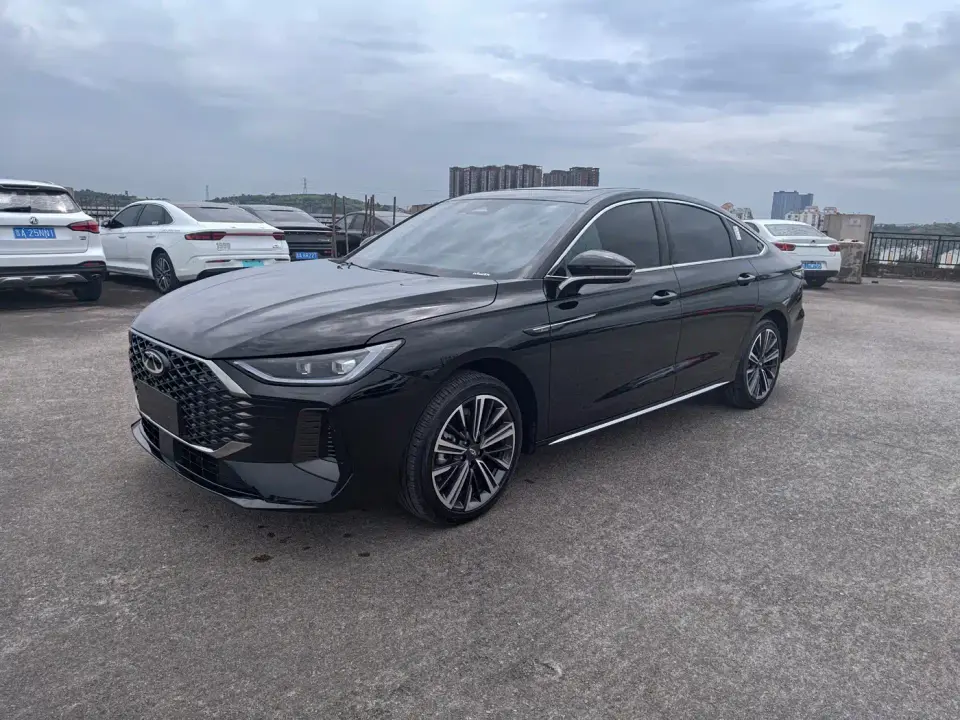 Chery Arrizo 8 PRO Pro 1.6T Comfort 2025