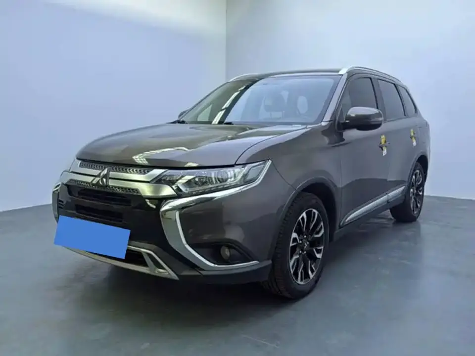 Mitsubishi Outlander 2.0L 2WD Enjoy 5-Seater China VI 2019