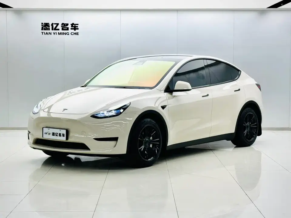 Tesla Model Y Facelift Rear-Wheel Drive Version 2023