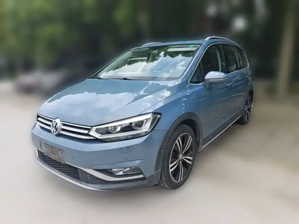 Volkswagen Touran Touran L 280TSI DSG Frontier Luxury Edition 7-Seater China V 2019