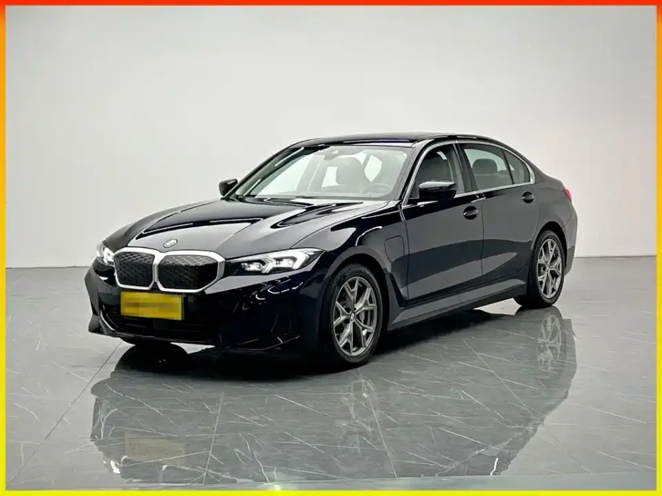 BMW i3 eDrive 35 L 2025