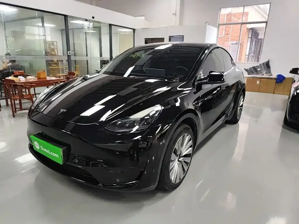 Tesla Model Y Rear-Wheel Drive Edition 2023