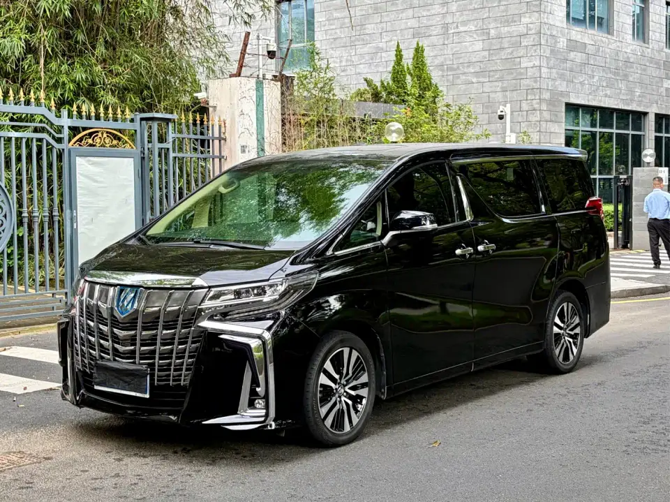 Toyota Alphard Facelift 3.5L Premium Edition 2019