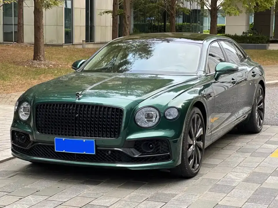 Bentley Flying Spur 4.0T V8 Standard Version 2022