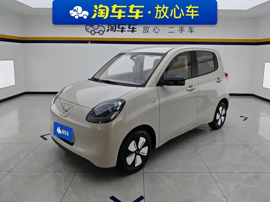 Wuling Motors Hongguang MINIEV 4-Door Advanced 2025