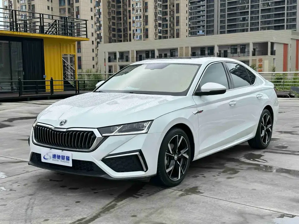 Skoda Octavia Facelift PRO TSI280 Premium Edition 2023