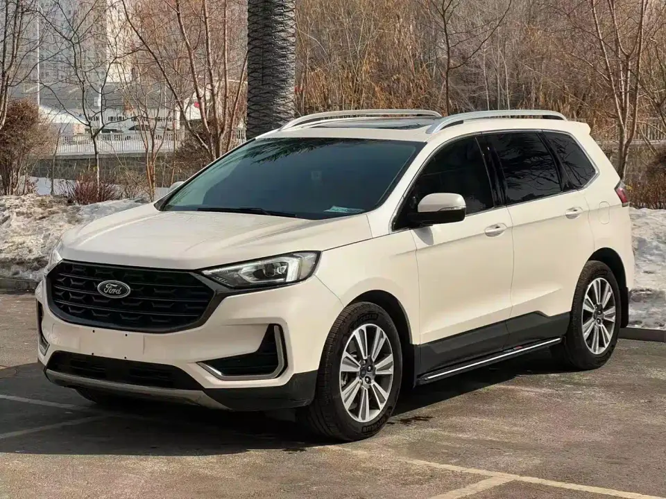 Ford Edge PLUS EcoBoost 245 FWD Platinum Sharp 5-seater 2021