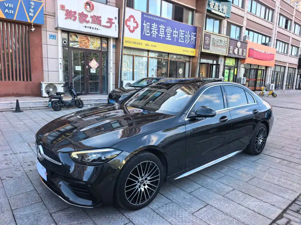 Mercedes-Benz C-Class Facelift C 260 L Sport Edition 2023
