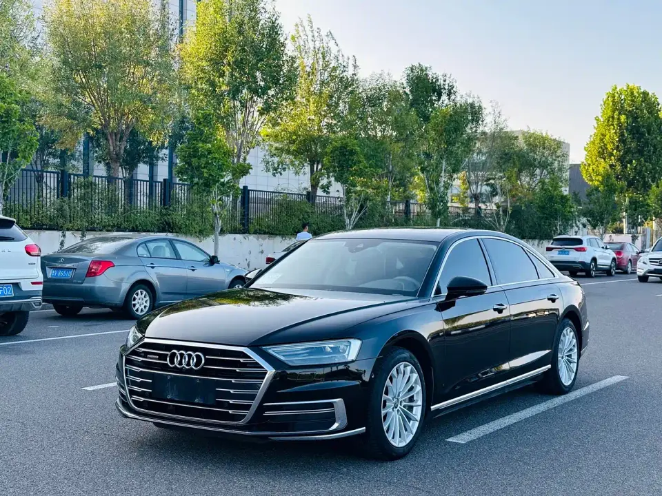 Audi A8 A8L 55 TFSI quattro Launch Premium 2019