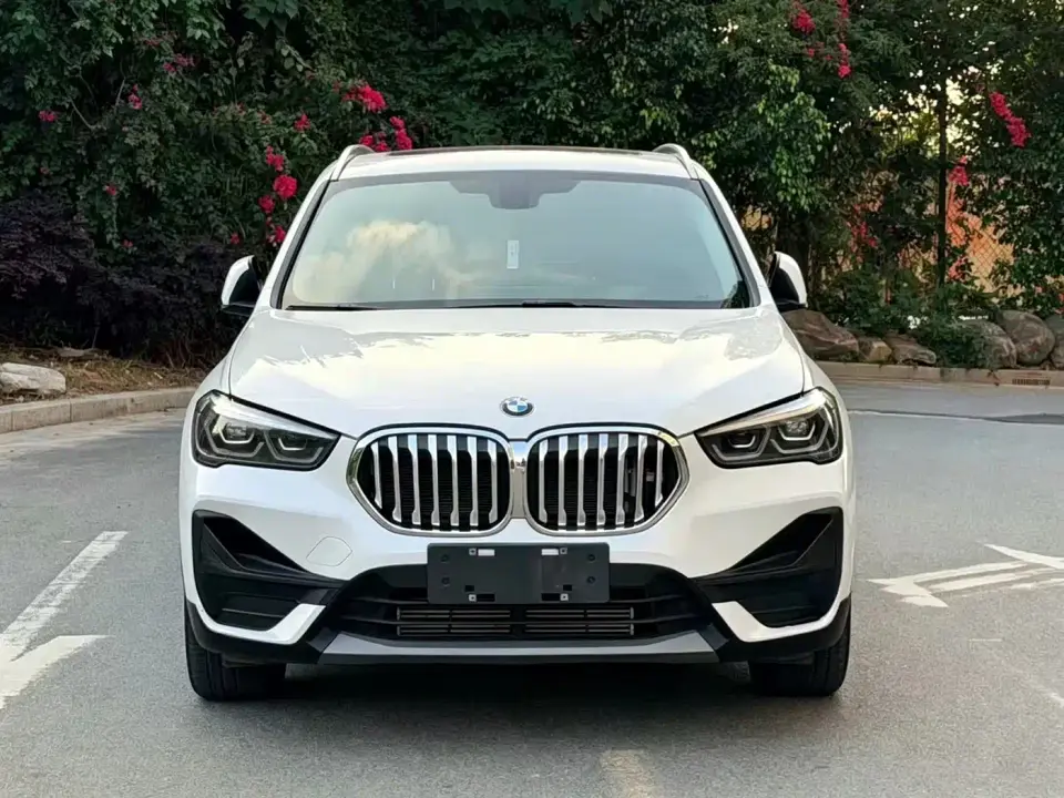 BMW X1 sDrive25Li Leading 2022