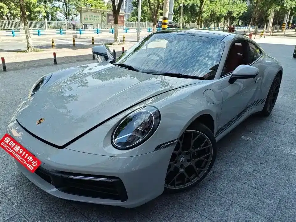 Porsche 911 Carrera 3.0T 2021