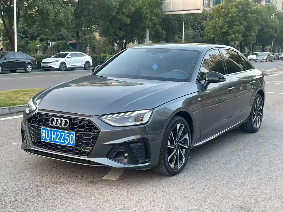 Audi A4L 40 TFSI Luxury Sport 2023