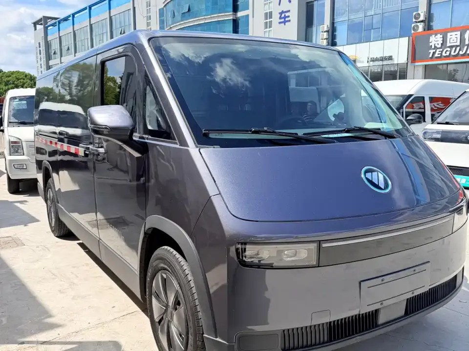 Foton Fengjing i7 Professional Logistics Long Wheelbase FWD CATL 66.67kWh Smart Edition Flat Roof Single Tire 2-Seater 2025
