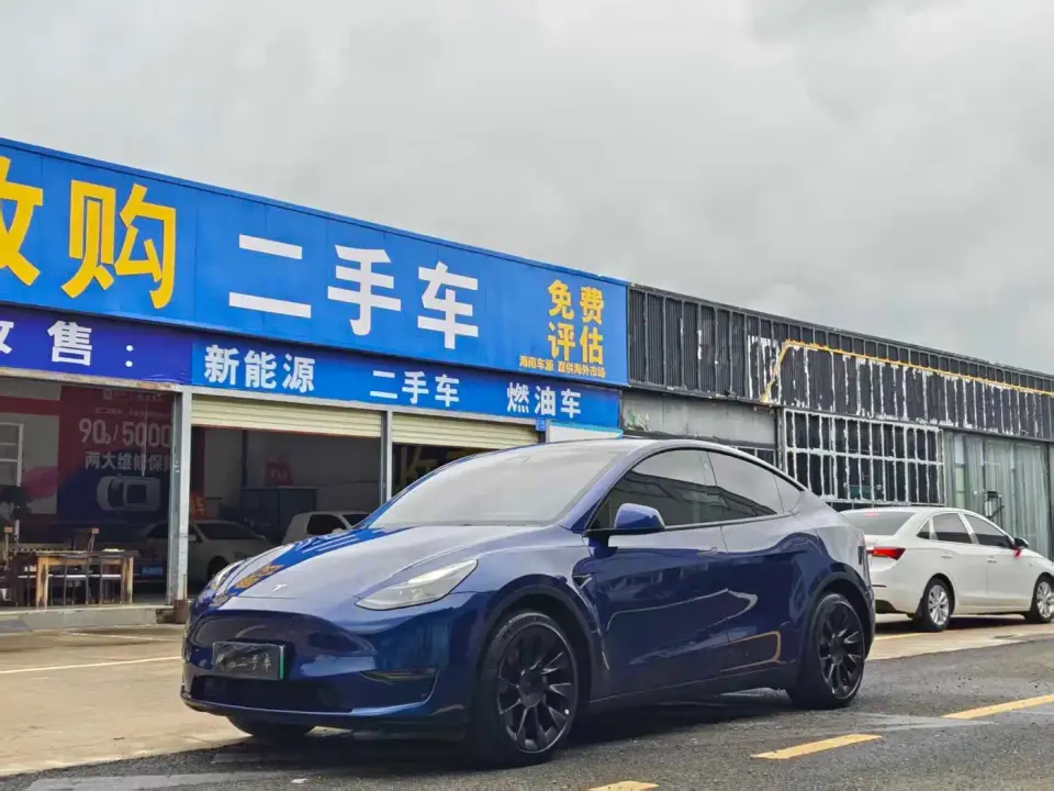 Tesla Model Y Facelift Long Range All-Wheel Drive Version 2023