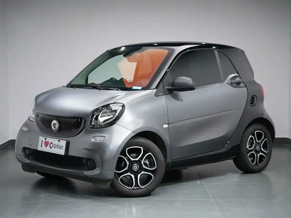 Smart fortwo 0.9T 66kW Hardtop Wind Edition China VI 2019