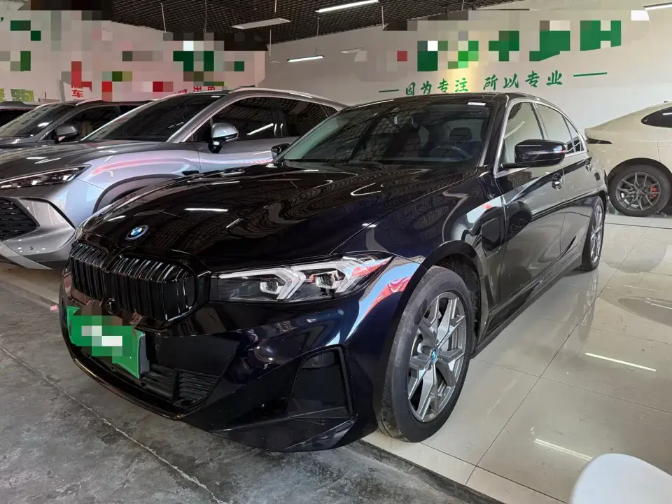 BMW i3 eDrive 35 L 2024