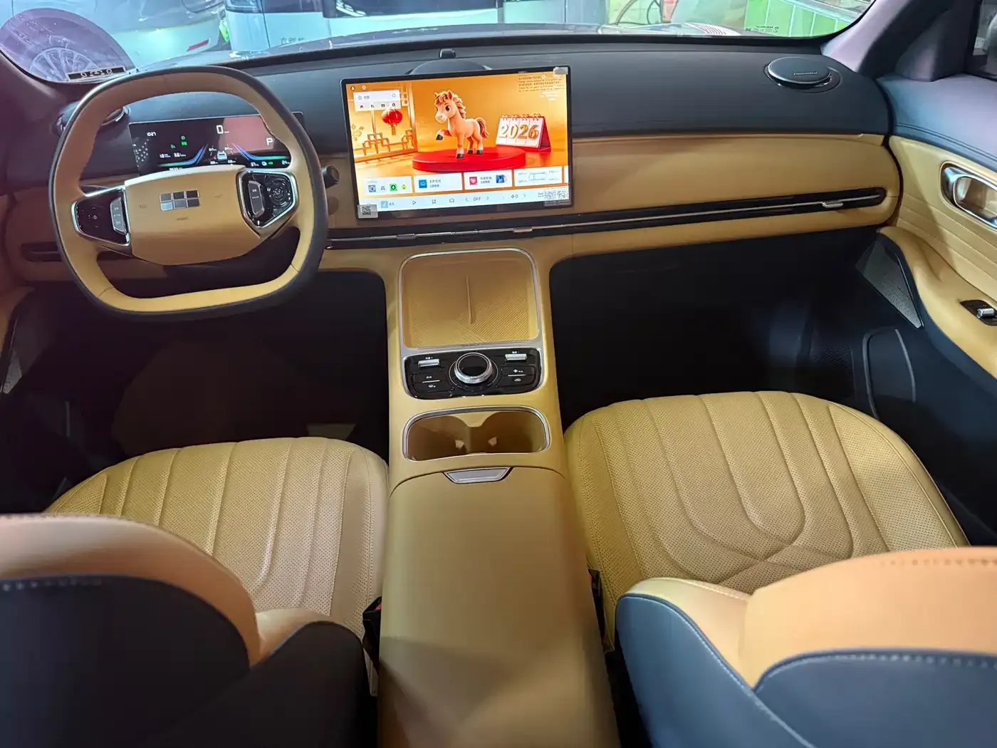Geely Galaxy Galaxy Starship 7 EM-i 120km Navigation Edition 2025 — фото 4