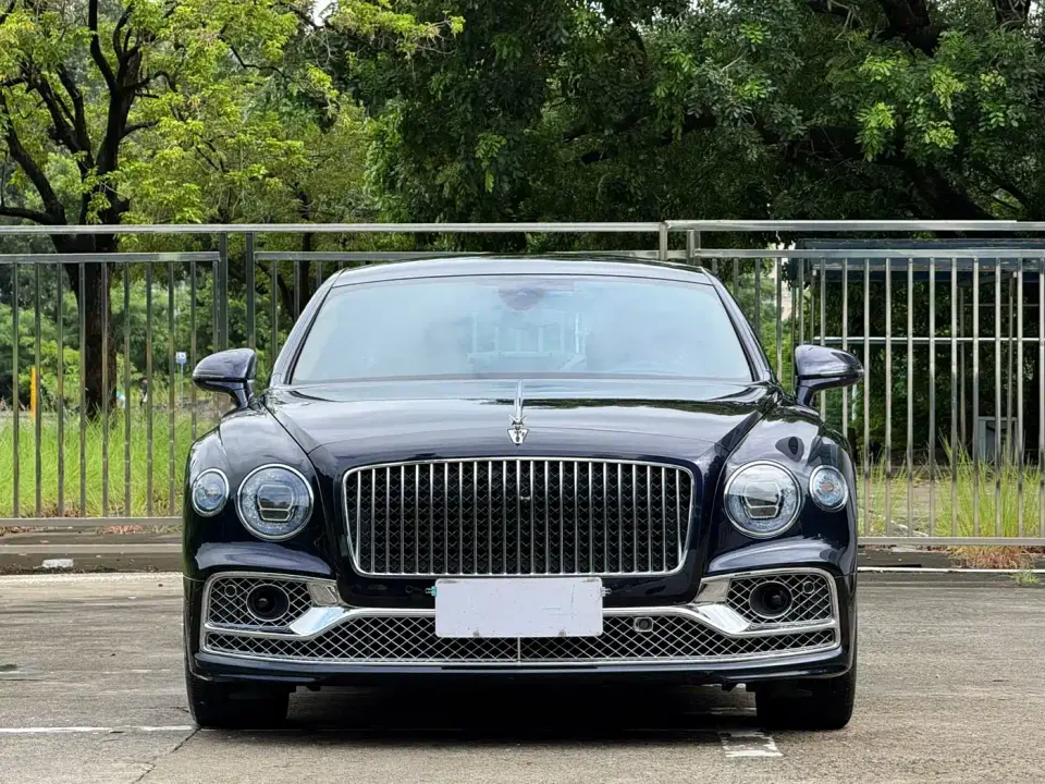 Bentley Flying Spur 4.0T V8 Elegance Edition 2023