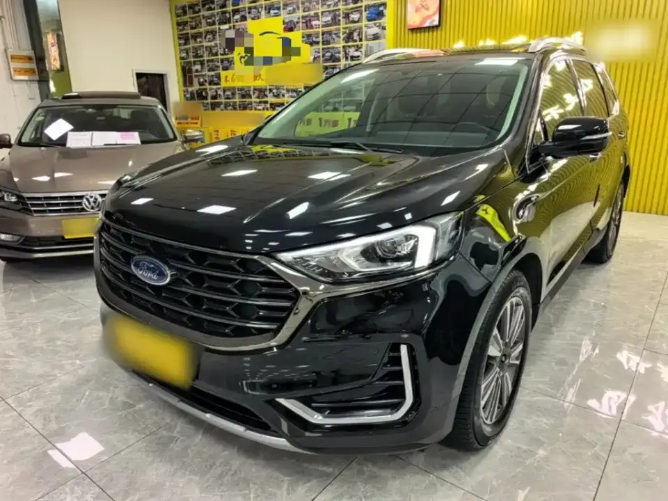 Ford Edge PLUS EcoBoost 245 FWD Platinum Sharp 5-seater 2022