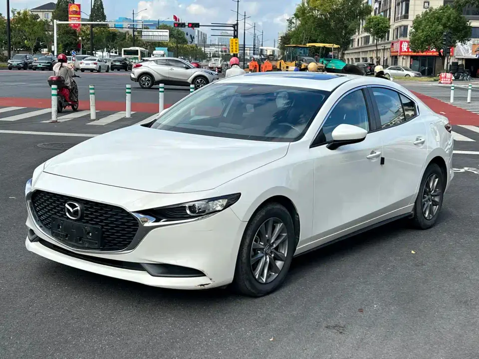 Mazda Mazda3 Axela 1.5L Automatic Quality Style 2021