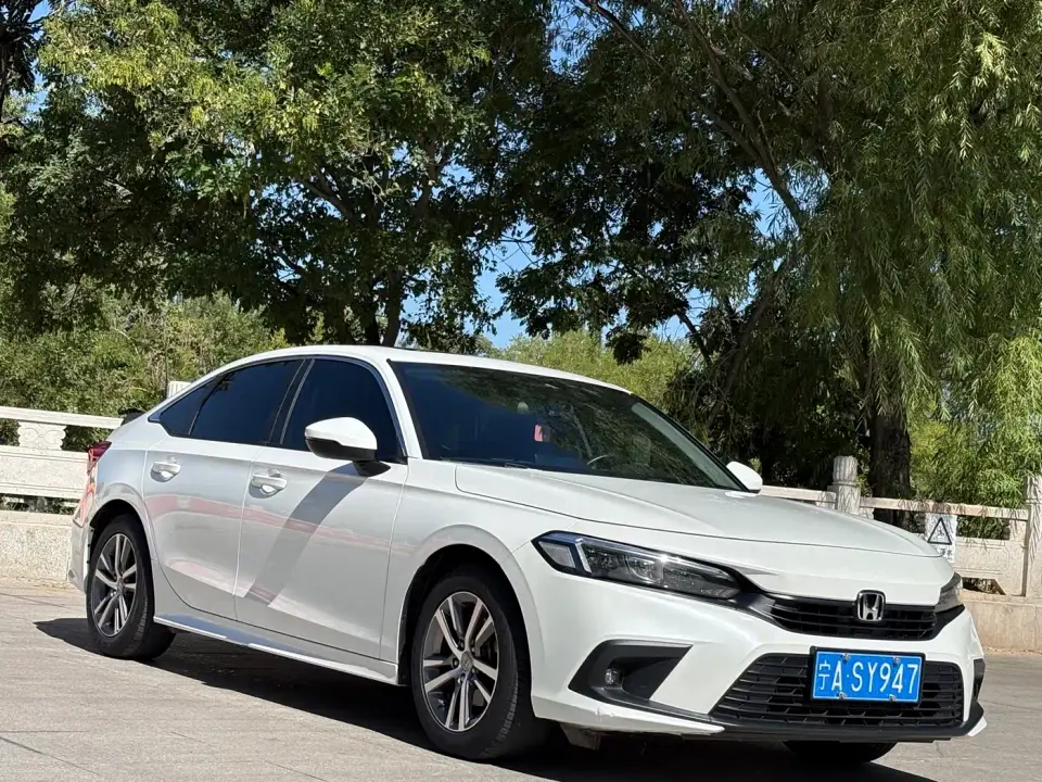 Honda Civic 240TURBO CVT Dynamic Edition 2024