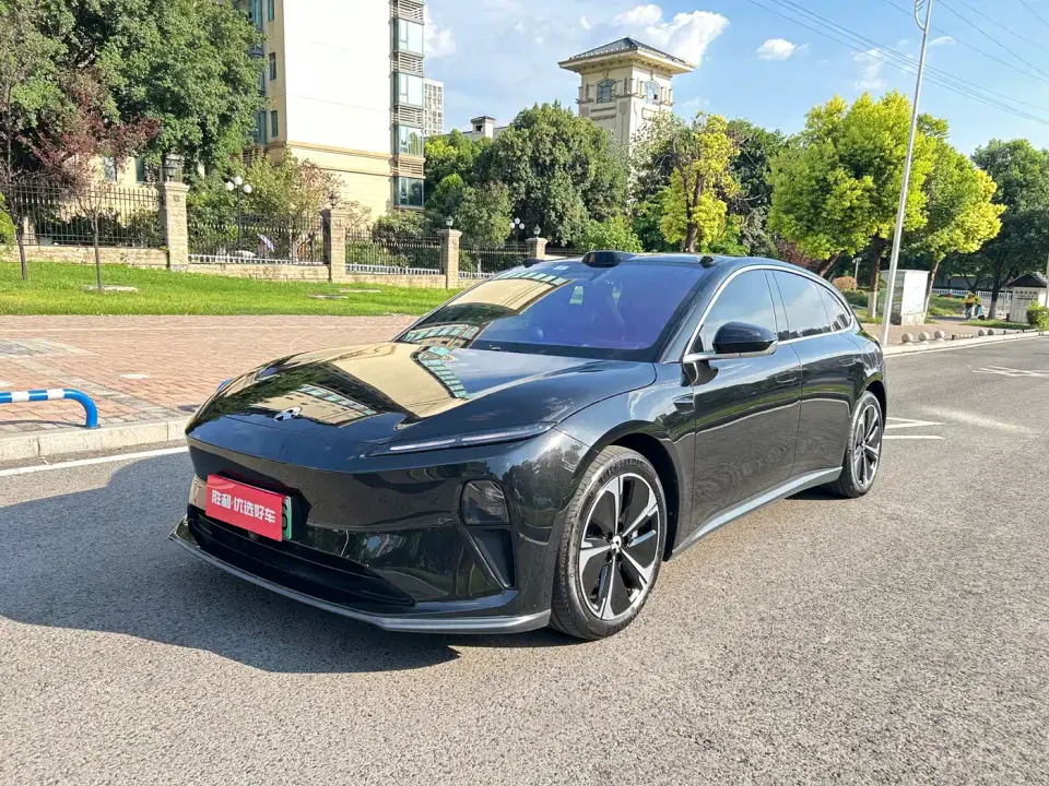 NIO ET5T Model 75kWh Touring 2025